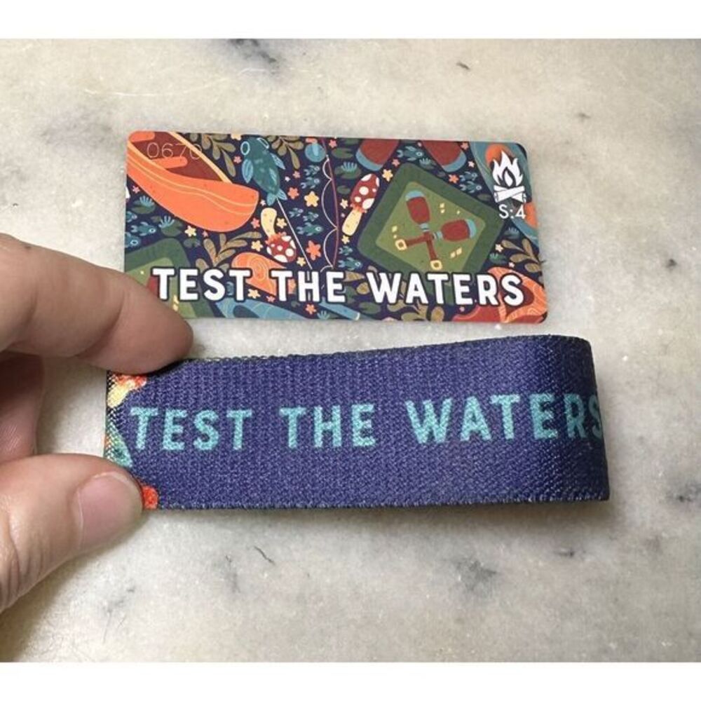 RARE Zox Test The Waters Reversible Band Bracelet Size Medium With Card